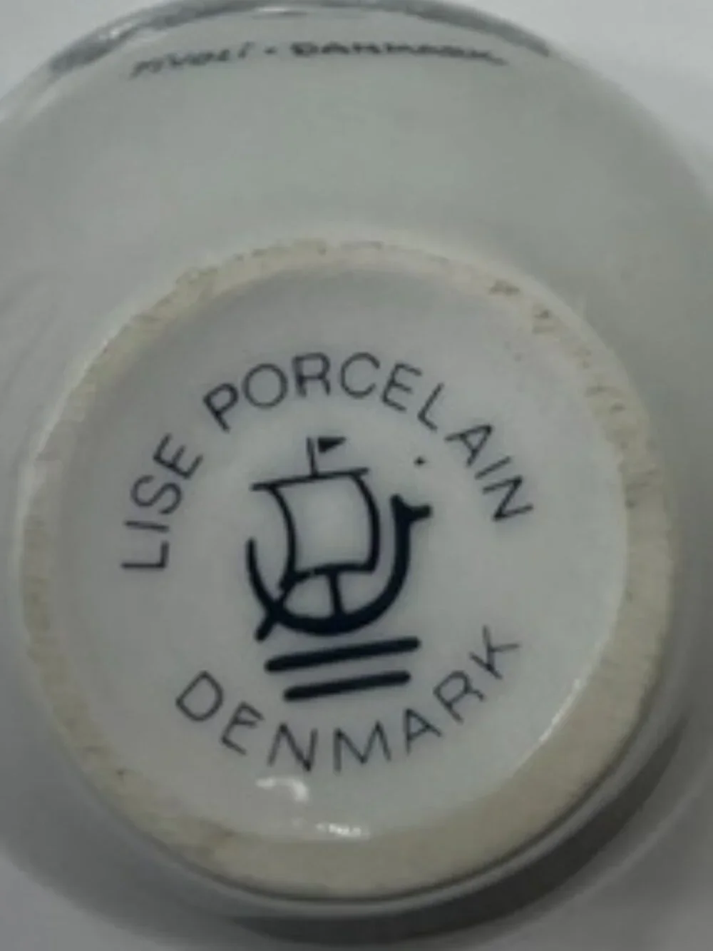 Lise Porcelain bud vase Tivoli Denmark